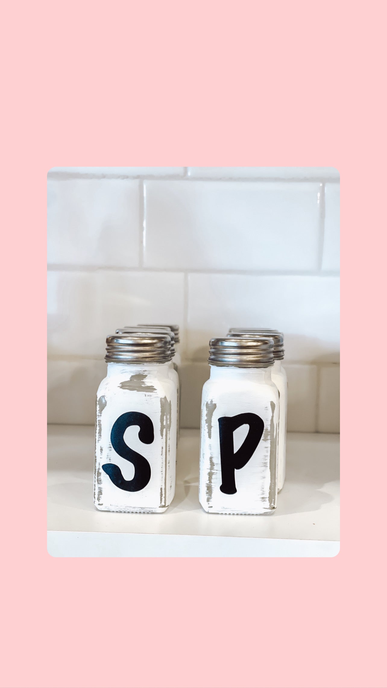 Farmhouse Salt & Pepper Shakers set