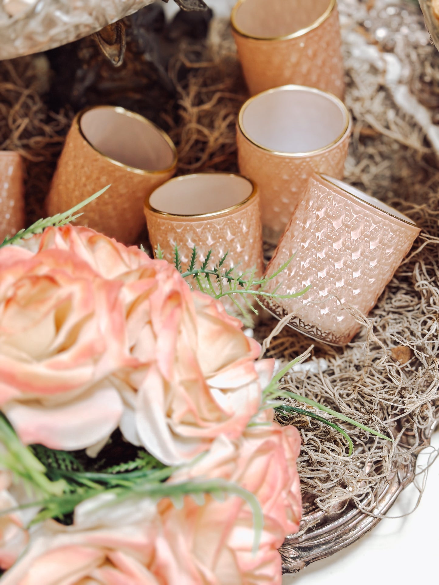 Pink tealight holder