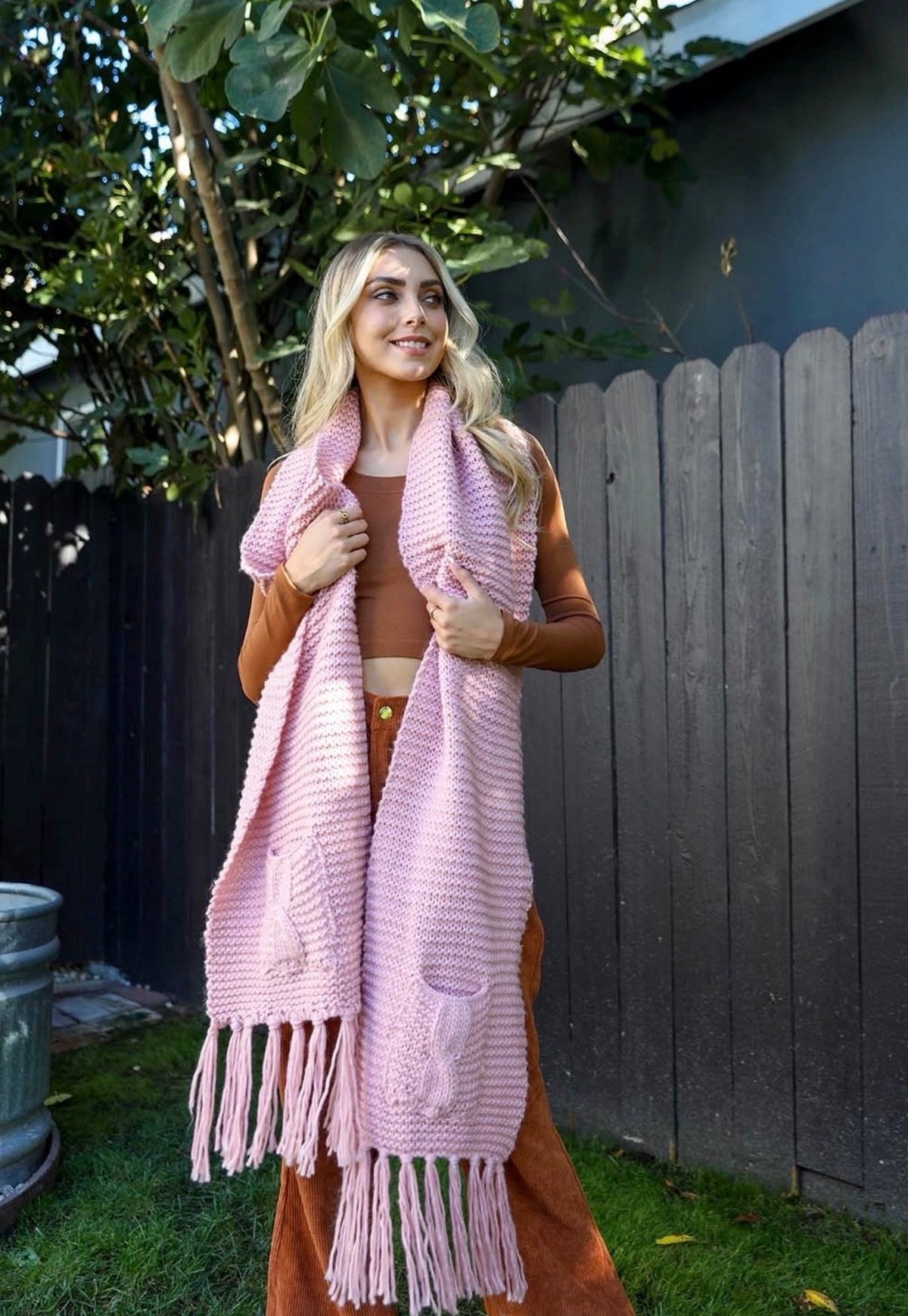 Oversized Two Pocket Tassel Scarf